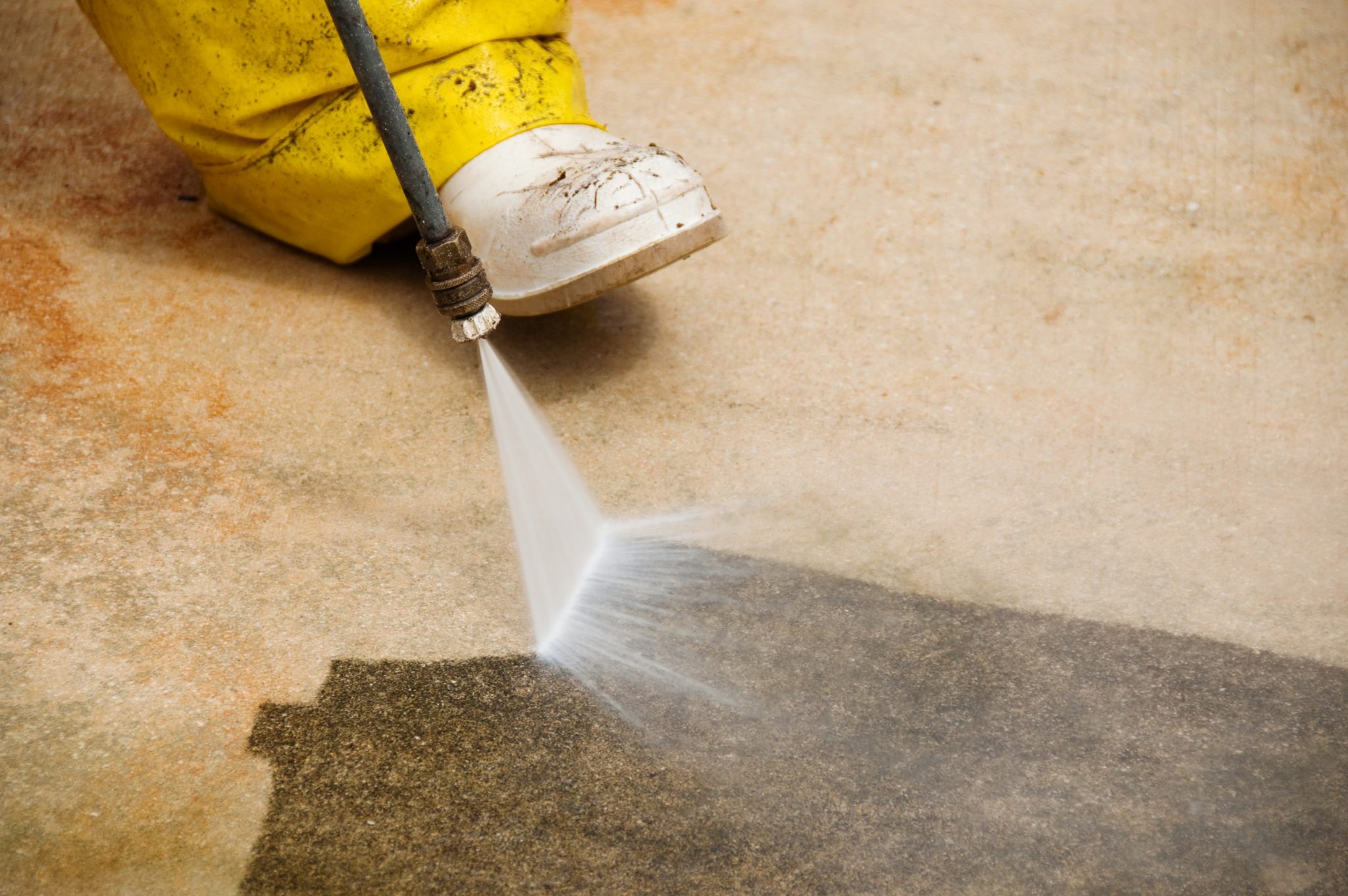 How to Perfectly Pressure Wash Your Paved Driveway