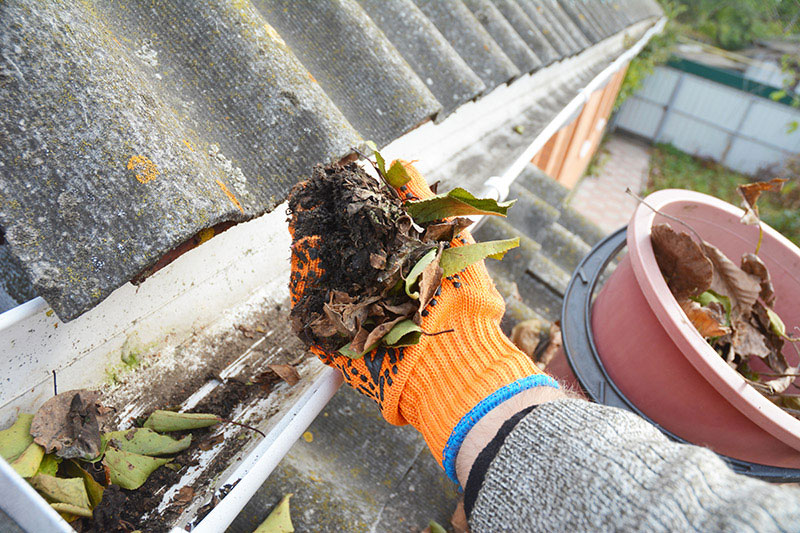 gutter cleaning Vancouver